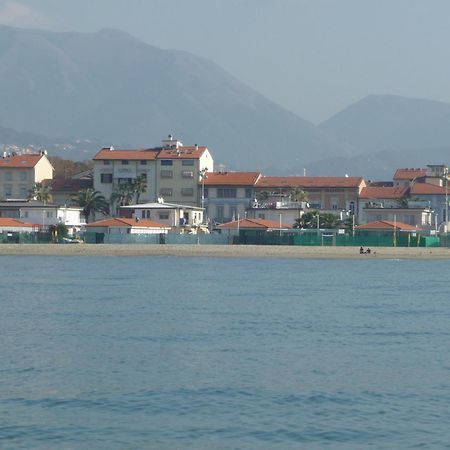 Hotel Pardini Βιαρέτζιο Εξωτερικό φωτογραφία